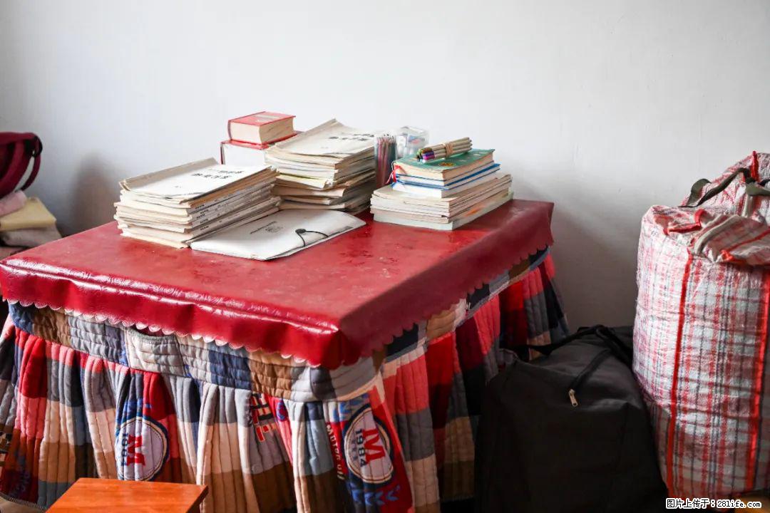 全网追的“扁担女孩”,找了一份暑假工,时薪12元 - 松原生活资讯 - 松原28生活网 songyuan.28life.com